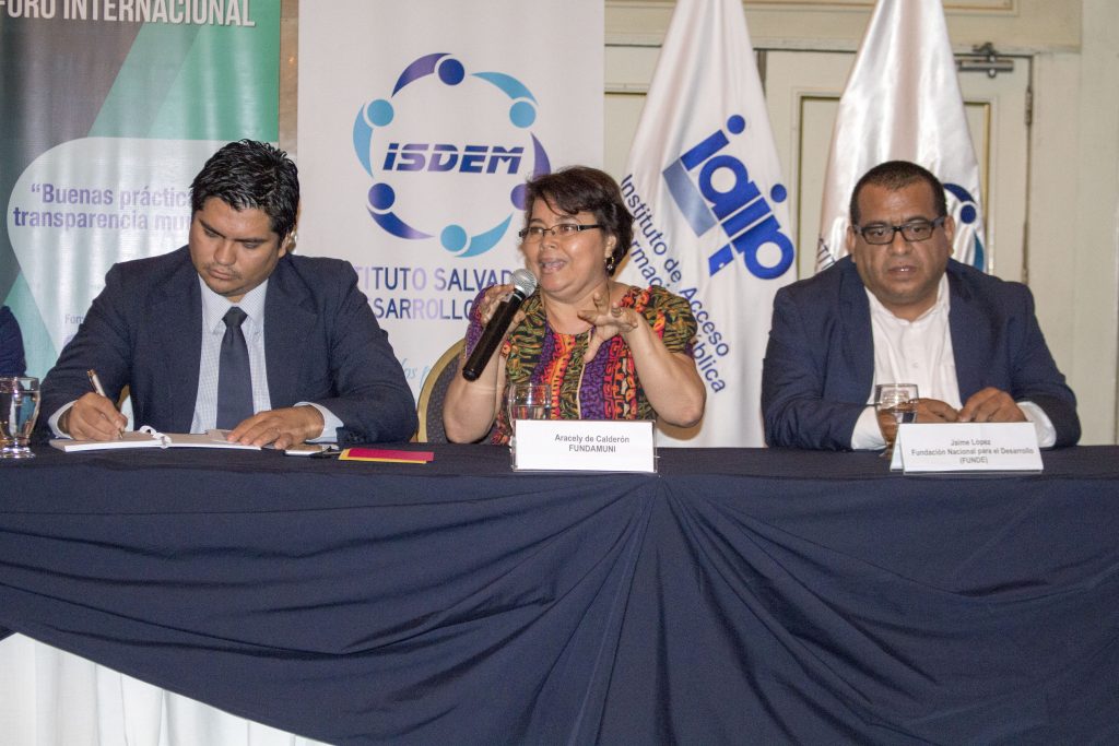 USAID, el IAIP e ISDEM realizaron Foro Internacional de Buenas Prácticas en transparencia municipal en zona central